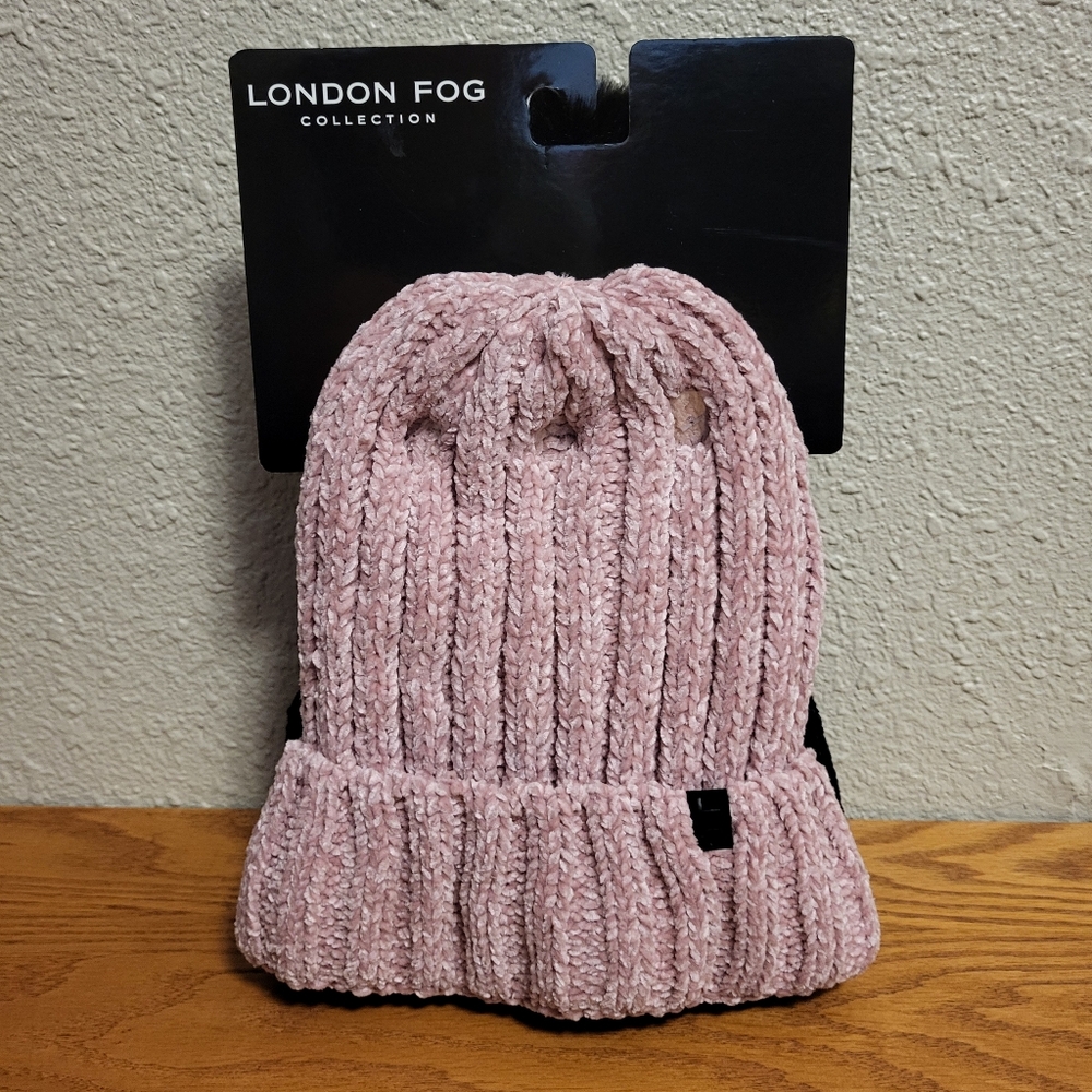 NWT Two London Fog Knit Thermal Plush Lining Beanies - Black & Pink